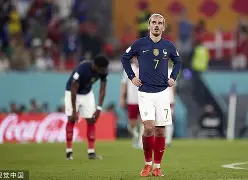 哥伦比亚球员传射破门,帮助球队取胜的是谁